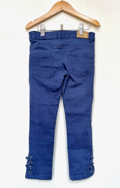 PLAY | 6A (corto) | Yamp | pantalon azul marino roturas en rodillas cordones en botamangas - comprar online