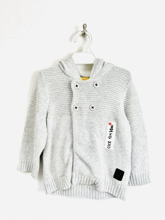 6/9m (amplio: 6/12m) | OBAIBI | Campera sweater gris cierre y botones