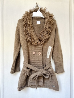 4A | CHEEKY | Sweater saco marrón largo con flecos