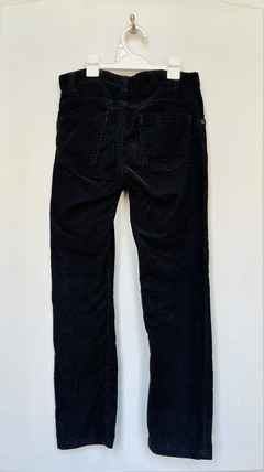6/7 | H&M | pantalón de corderoy negro - comprar online