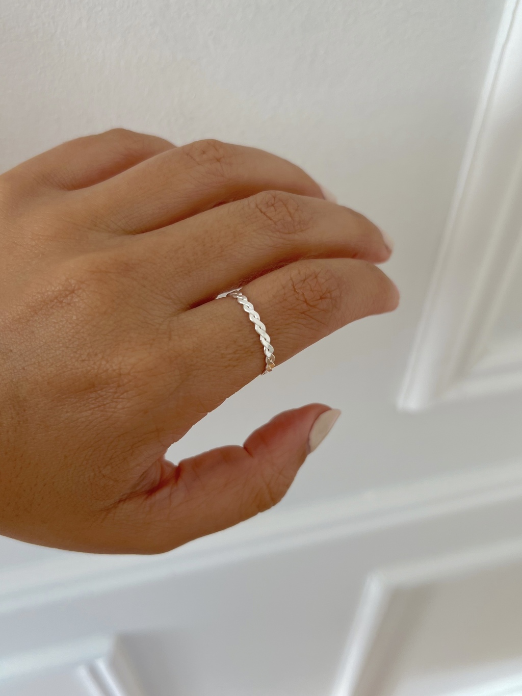 Anillo entrelazado sales