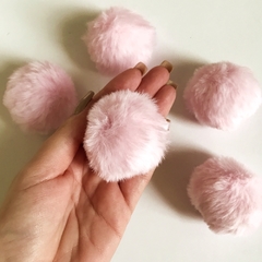 pompom-de-pelúcia-rosa