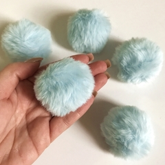 pompom-de-pelúcia-azul