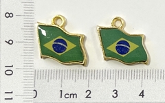 Pingente Bandeira do Brasil dourado D6298 (2 un) - comprar online