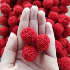 pompom-pelucia-vermelho