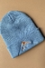 Gorro M celeste