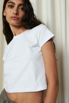 REMERA AMELIA BLANCO - comprar online