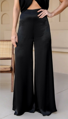 CONJUNTO PANTALONA CARLA PRETO na internet