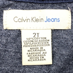 Remera Calvin Klein - Talle 2 años