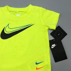 Remera Nike - Talle 12-18 meses - comprar online