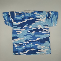Remera Gamisé Talle 4 (9-12 meses) estampa militar en color azul- celeste y blanco - comprar online