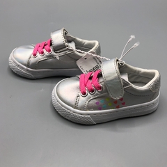 Zapatillas The Childrens Place - Talle 20 - comprar online