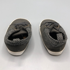 Zapatillas Carters - Talle 0-3 meses - SEGUNDA SELECCIÓN - Baby Back Sale SAS