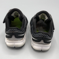 Zapatillas Nike - Talle 18.5 - SEGUNDA SELECCIÓN en internet
