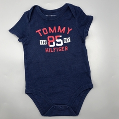 Body Tommy Hilfiger - Talle 6-9 meses - SEGUNDA SELECCIÓN