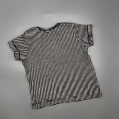 Remera Carters - Talle 6-9 meses - SEGUNDA SELECCIÓN en internet