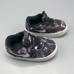 Zapatillas Nike - Talle 21 - SEGUNDA SELECCIÓN - tienda online