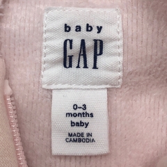 Campera liviana GAP - Talle 0-3 meses - SEGUNDA SELECCIÓN - comprar online