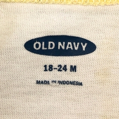 Remera Old Navy - Talle 18-24 meses - SEGUNDA SELECCIÓN