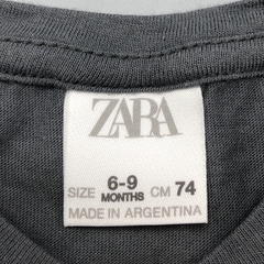 Remera Zara - Talle 6-9 meses - SEGUNDA SELECCIÓN - comprar online