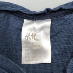 Remera H&M - Talle 9-12 meses - SEGUNDA SELECCIÓN - comprar online