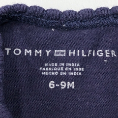 Remera Tommy Hilfiger - Talle 6-9 meses - SEGUNDA SELECCIÓN - comprar online
