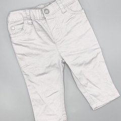 Pantalón Carters Talle 6 meses gris gabardina brillo - cintura elastizada - Largo 325cm - comprar online