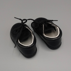 Zapatos NUEVOS Talle 17 ARG negros acharolados (11,5 cm largo suela) en internet