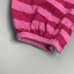 Segunda Selección - Enterito Baby GAP Talle 0-3 meses algodón rayas rosa fucsia volados cuello - tienda online