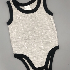 Body NUEVO Little Beginnings Talle 0-3 meses algodón gris combinado negro estampa flechas - comprar online