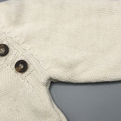 Segunda Selección - Sweater Minimimo Talle M (6-9 meses) hilo color crudo botones - comprar online
