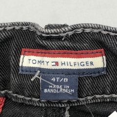 Segunda Selección - Jeans Tommy Hilfiger Talle 4 años gris oscuro straight (64 cm largo) - Baby Back Sale SAS