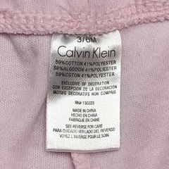 Segunda Selección - Conjunt Calvin Klein Talle 3-6 meses algodón rosa gris (legging 35 cm y body) - comprar online
