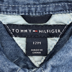 Camisa Tommy Hilfiger Talle 12 meses jean azul bolsillo - Baby Back Sale SAS