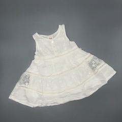 Vestido Teddy Boom Talle 6-9 meses fibrana blanco flores bordadas volados