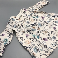 Segunda Selección - Camisola Zara Talle 3-4 meses lino beige flores lila celeste botones madera - comprar online