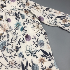 Segunda Selección - Camisola Zara Talle 3-4 meses lino beige flores lila celeste botones madera - comprar online