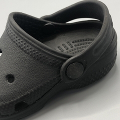 Segunda Selección - Crocs Talle 2-3 US (19-20 EUR -12cm suela) clásicas negro - tienda online