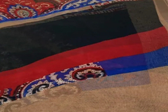 Pañuelo con búlgaros azules 100 % seda - comprar online