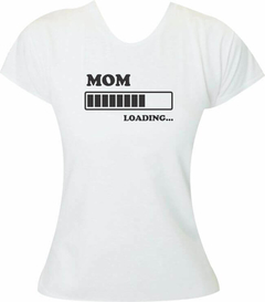 Camiseta Mom Loading - comprar online