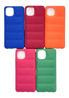 FUNDA TPU PUFFER MOTOROLA E32 - comprar online