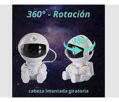 ASTRONAUTA SENTADO PROYECTOR DE GALAXIA LED - comprar online