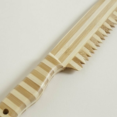 Cuchillo Torta Tipo Serrucho de Madera 30 cm. en internet
