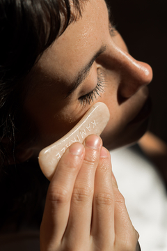 Gua sha piedra para masaje facial - comprar online