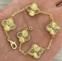 Pulseira 5 trevos 4 folhas dourada banhada em ouro 18k - comprar online