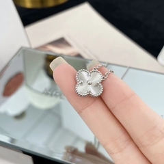 Colar 4 folhas Silver em aço inoxidável diamantado - loja online