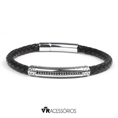 Pulseira Diamond Black em Couro e Aço Inoxidável