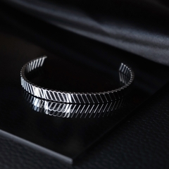 Bracelete Minimalist Silver Em Aço Inoxidável - comprar online