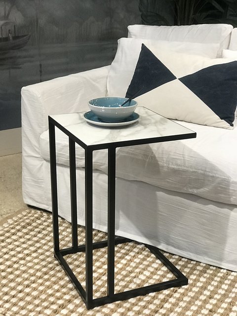 MESA DE ARRIME NEGRA PORCELANATO