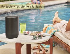 Imagen de Sonos Move - Altavoz inteligente alimentado por batería, Wi-Fi y Bluetooth con Alexa incorporado - Negro